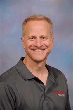 Photo of Howie Huntsman